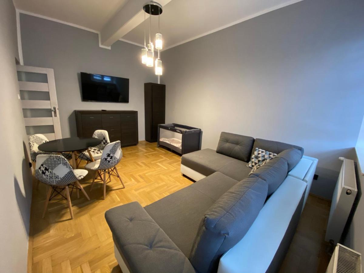 Apartament F21 Deluxe W Bielawie - Widok Na Gory Sowie เบียลาวา ภายนอก รูปภาพ