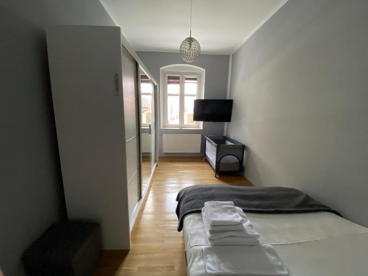 Apartament F21 Deluxe W Bielawie - Widok Na Gory Sowie เบียลาวา ภายนอก รูปภาพ